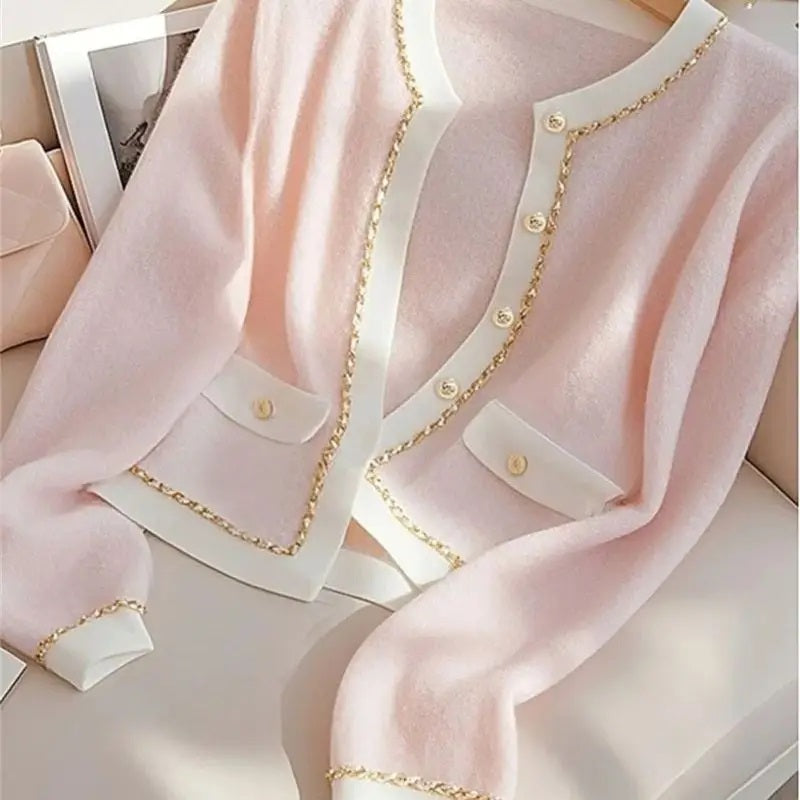 ELEGANT CARDIGAN