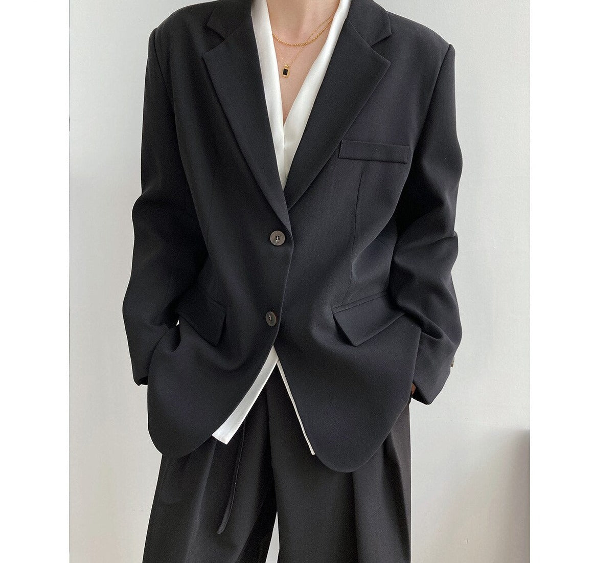 OVERSIZED SUIT BLAZER